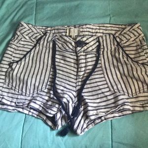 Jolt shorts size 9